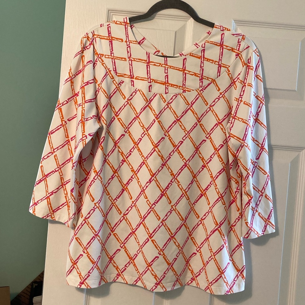 J. McLaughlin Vibrant Orange and Pink Bamboo Pattern Top